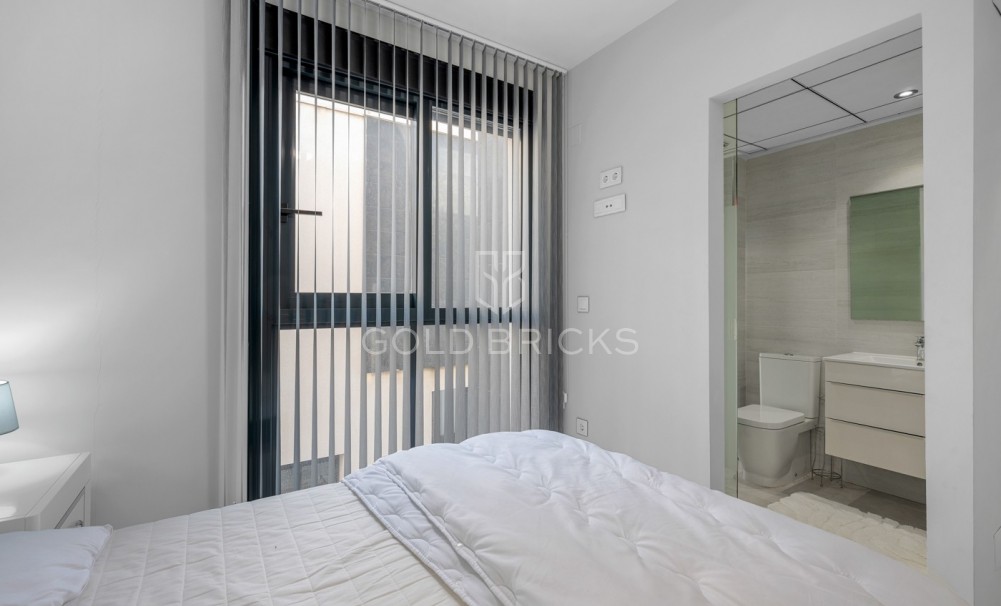 Sale · Villa · Orihuela Costa