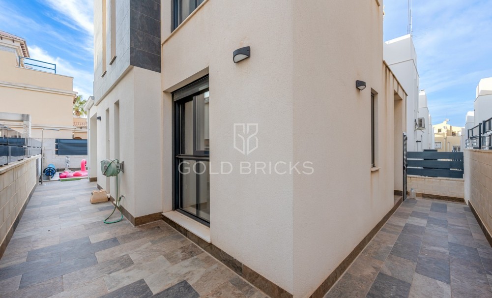 Sale · Villa · Orihuela Costa