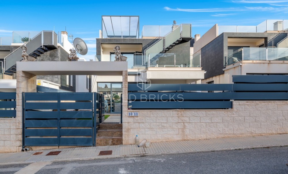 Sale · Villa · Orihuela Costa