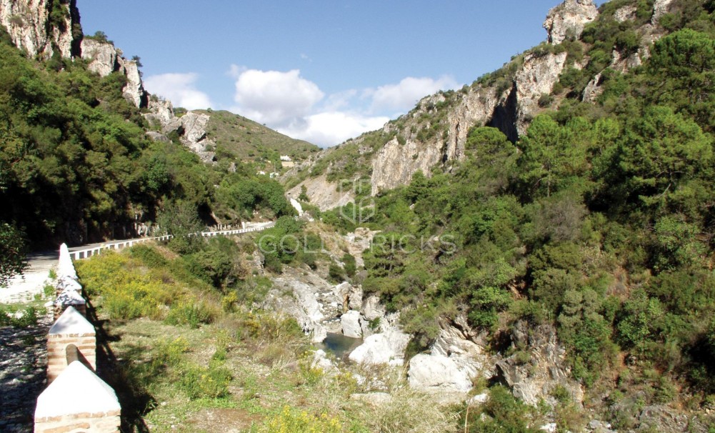 New Build · Apartment · Benahavis · pueblo