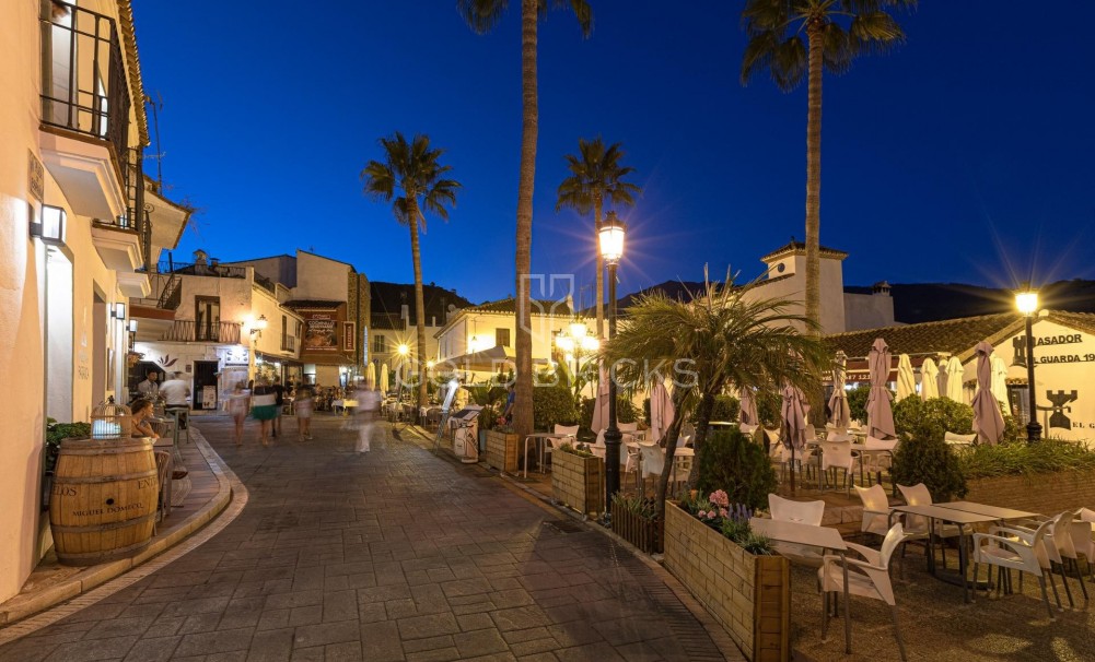 New Build · Apartment · Benahavis · pueblo