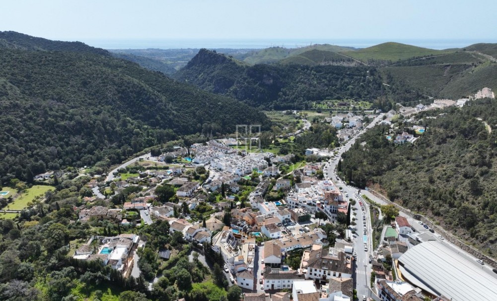 New Build · Penthouse · Benahavis · pueblo