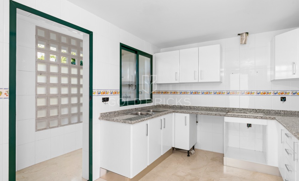 Resale · Apartment · Altea · Altea Hills