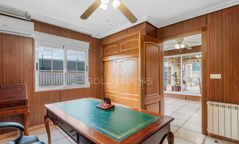 Wederverkoop · Chalet · Torrevieja