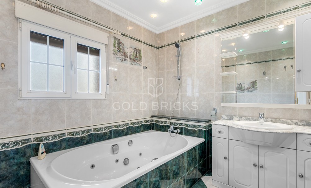 Wederverkoop · Chalet · Torrevieja