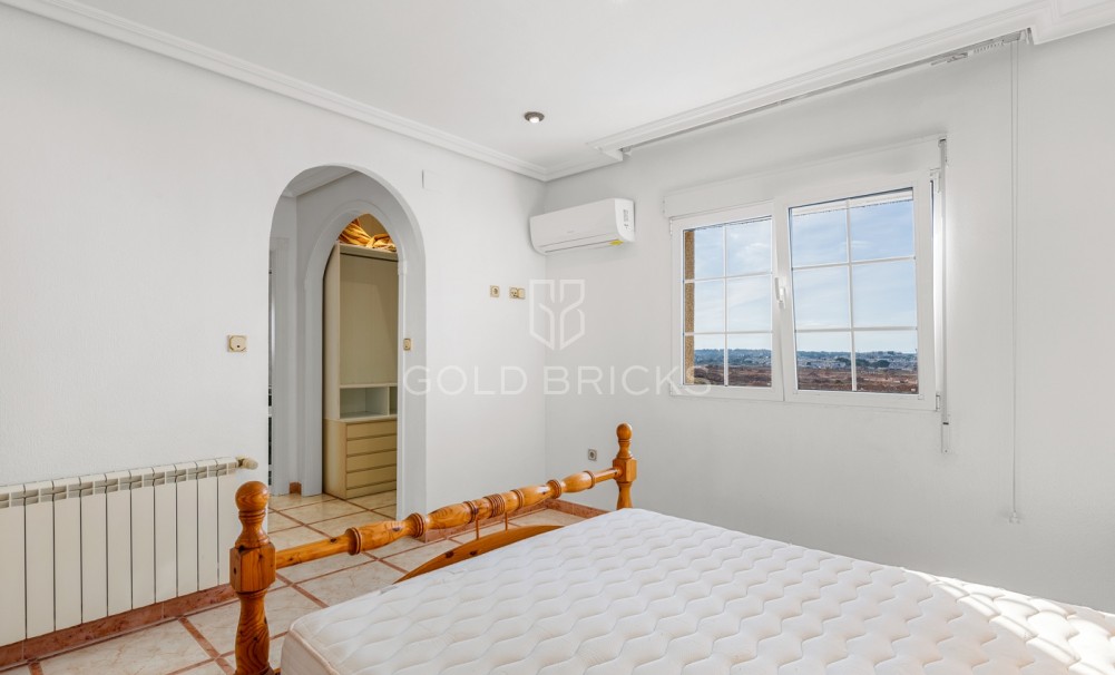 Wederverkoop · Chalet · Torrevieja