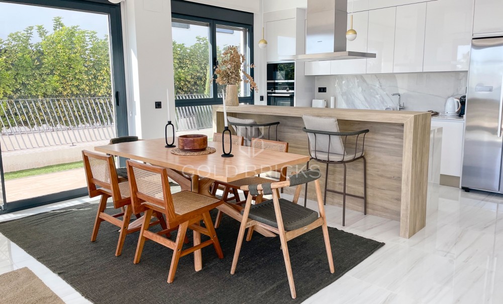 Sprzedaż · Apartment · Villajoyosa · Playas Del Torres