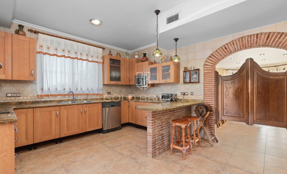 Wederverkoop · Landgoed · Beniel · Carretera de Beniel