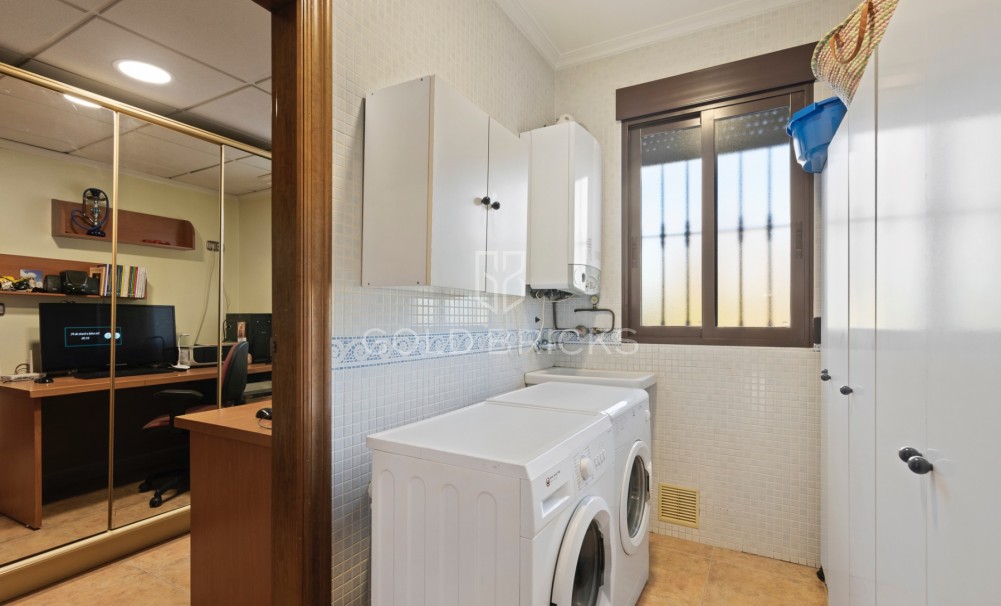 Wederverkoop · Landgoed · Beniel · Carretera de Beniel