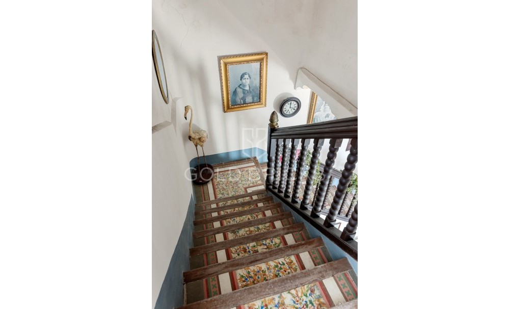 Sale · Country estate · Orihuela