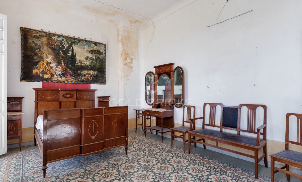 Sale · Country estate · Orihuela