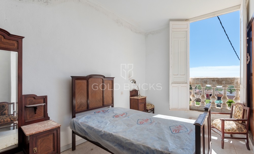 Sale · Country estate · Orihuela