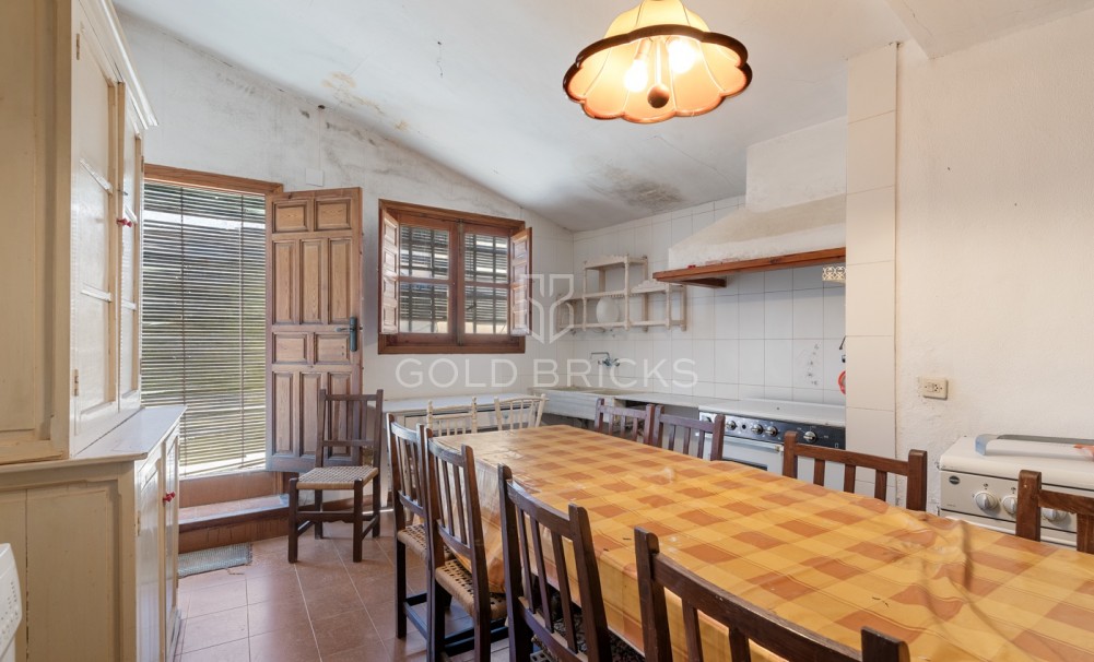 Sale · Country estate · Orihuela