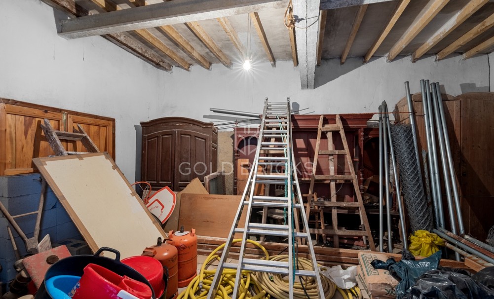 Sale · Country estate · Orihuela