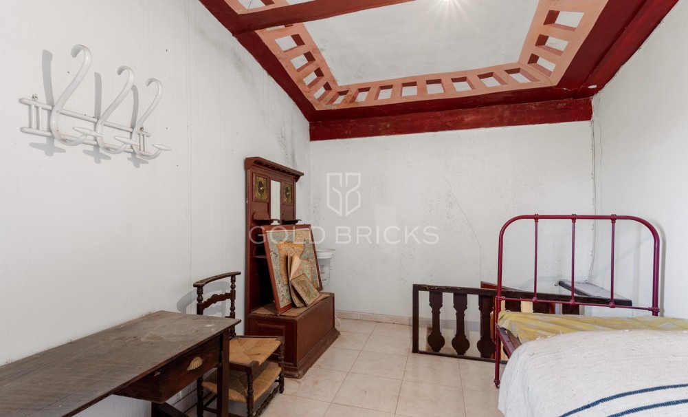 Sale · Country estate · Orihuela