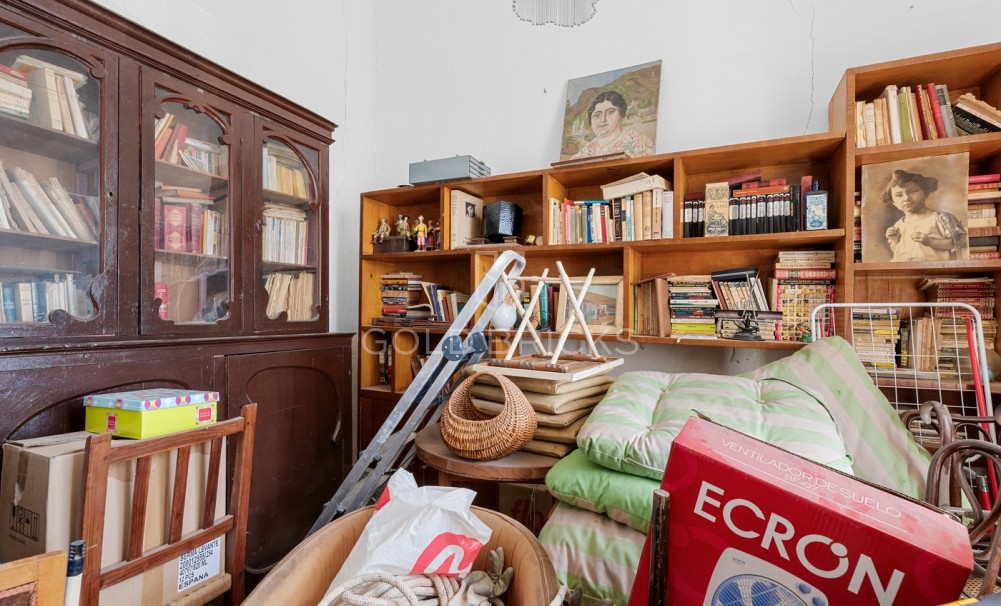 Sale · Country estate · Orihuela