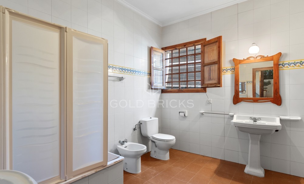 Sale · Country estate · Orihuela