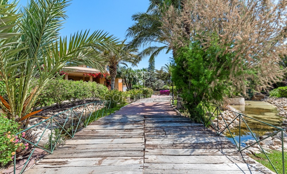 Revente · Villa · Elche/Elx