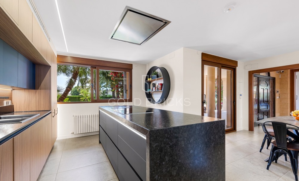 Revente · Villa · Elche/Elx