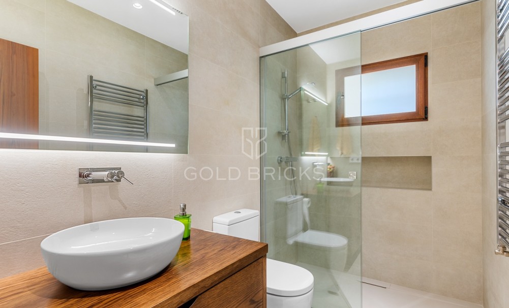 Revente · Villa · Elche/Elx