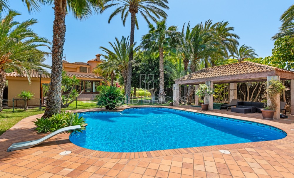 Revente · Villa · Elche/Elx