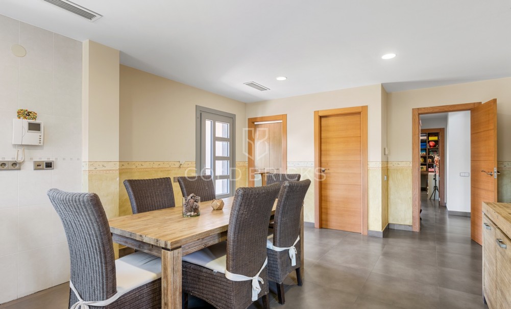 Återförsäljning · Villa · Elche/Elx