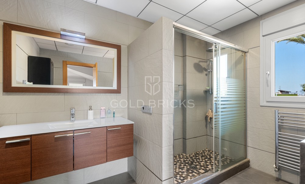 Återförsäljning · Villa · Elche/Elx