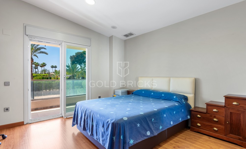 Återförsäljning · Villa · Elche/Elx