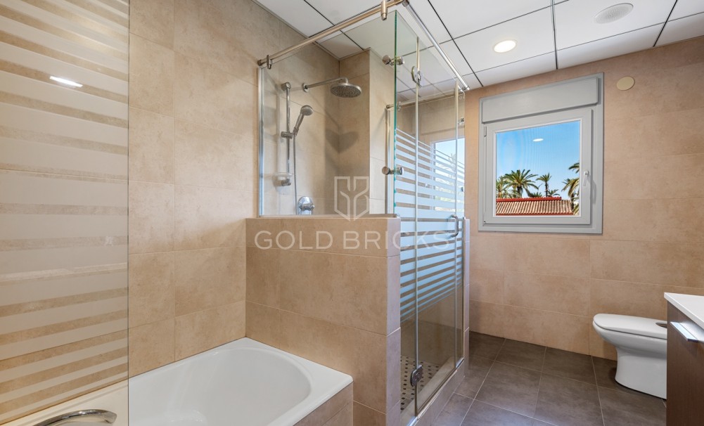 Återförsäljning · Villa · Elche/Elx