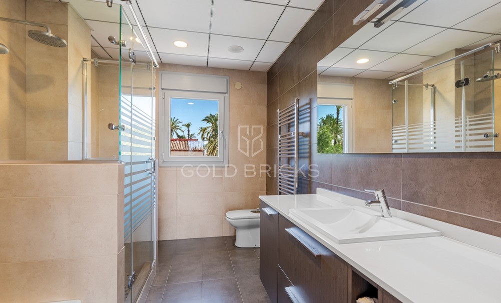 Återförsäljning · Villa · Elche/Elx