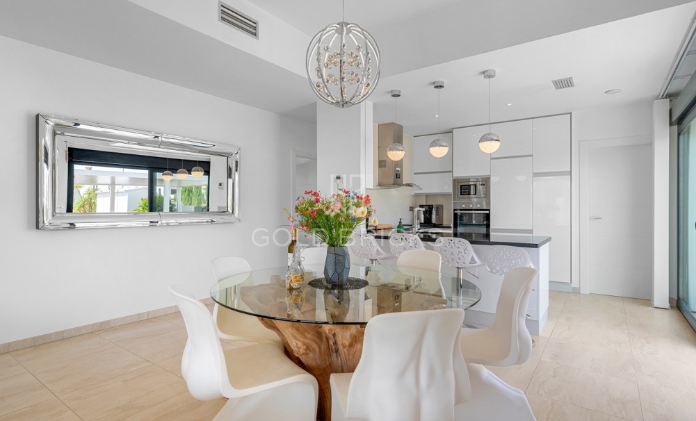 Sale · Villa · Orihuela Costa · Villamartín