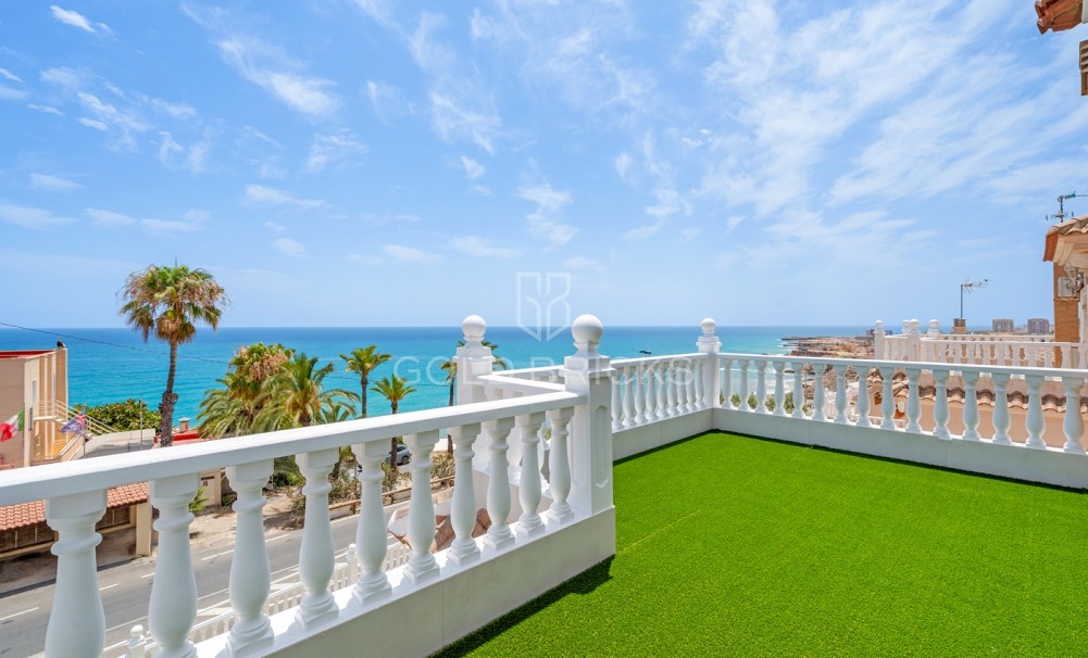 Återförsäljning · Villa · Torrevieja