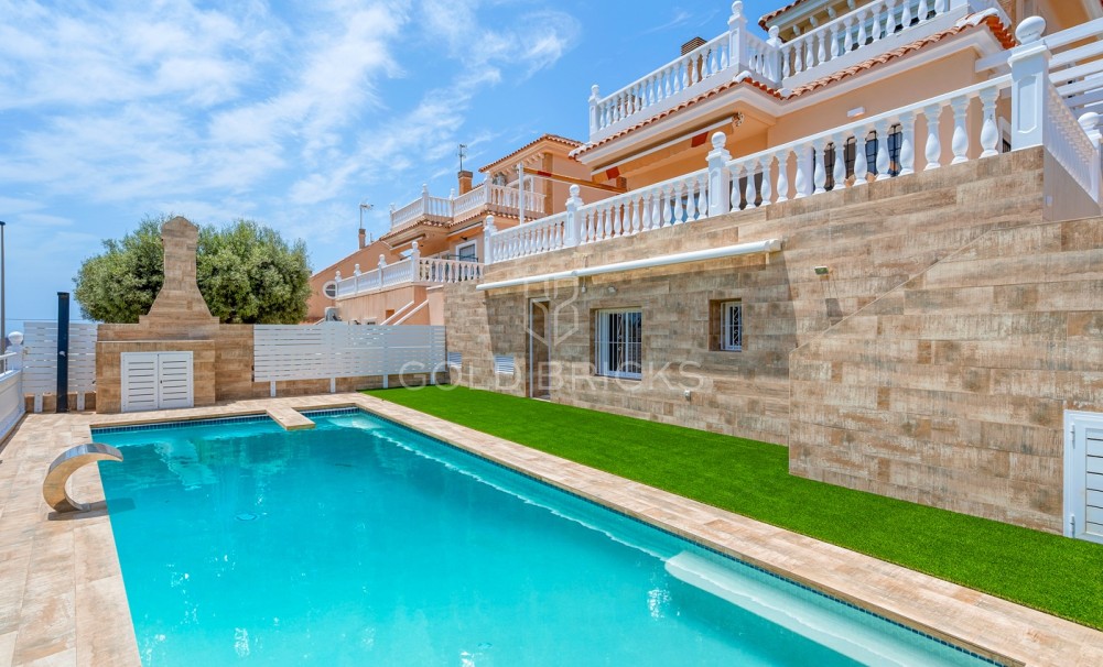 Återförsäljning · Villa · Torrevieja