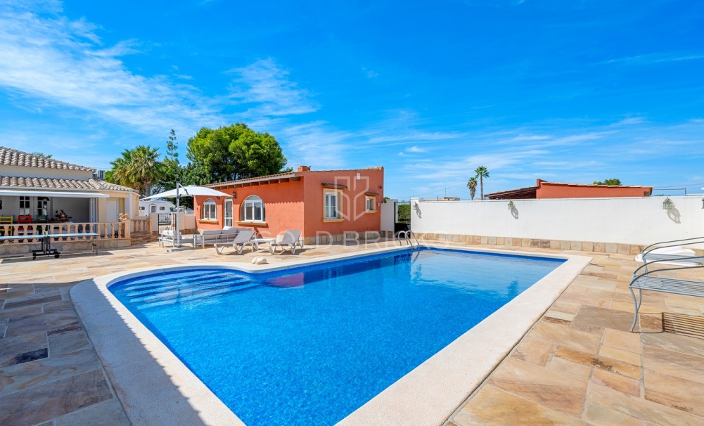 Wederverkoop · Landgoed · Almoradí · Las Heredades