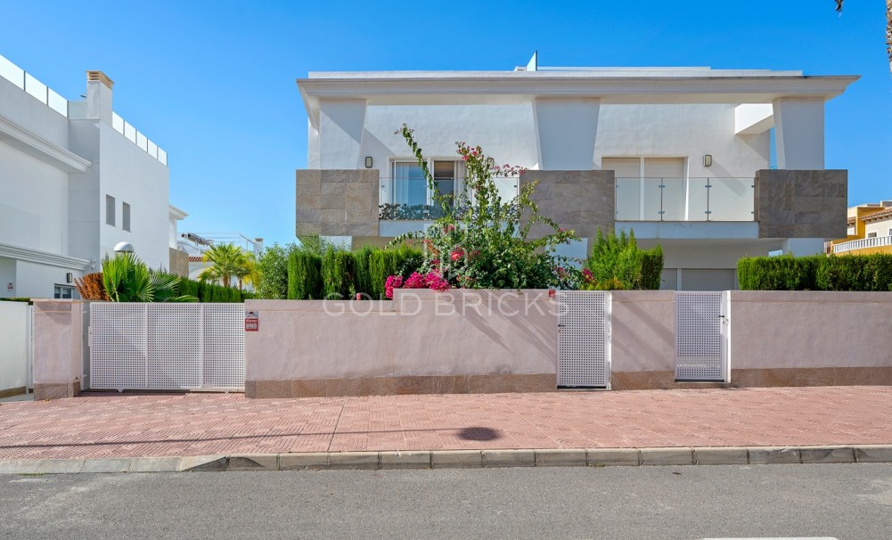 Wederverkoop · Adosado · Ciudad Quesada - Rojales · Doña pepa