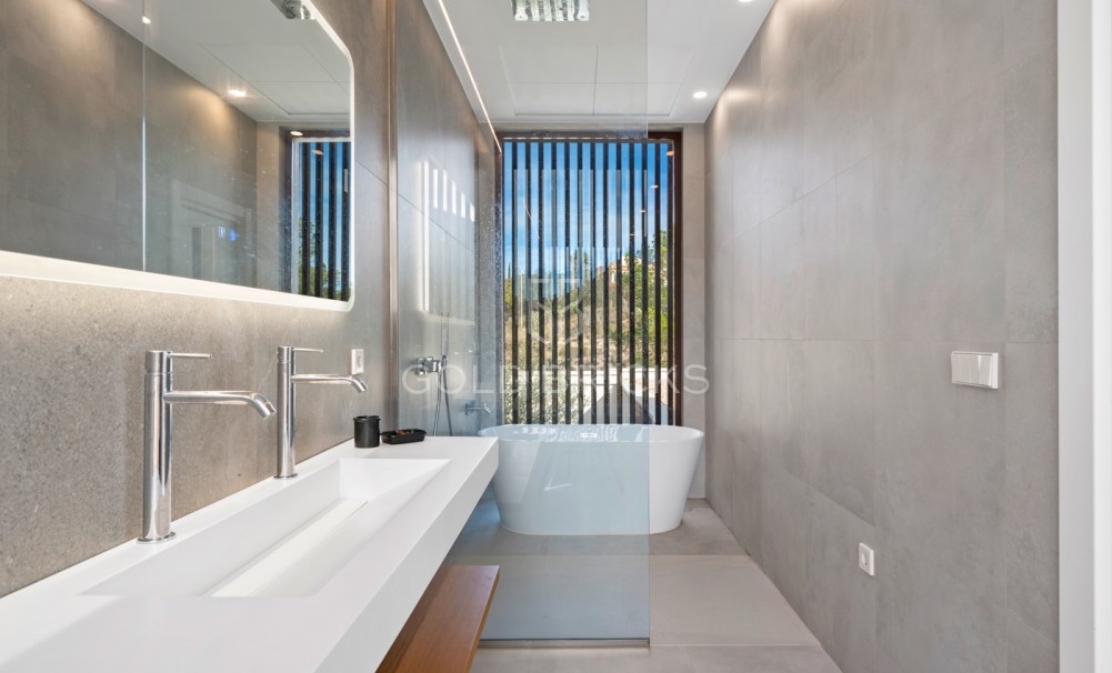 Sprzedaż · Villa · Finestrat