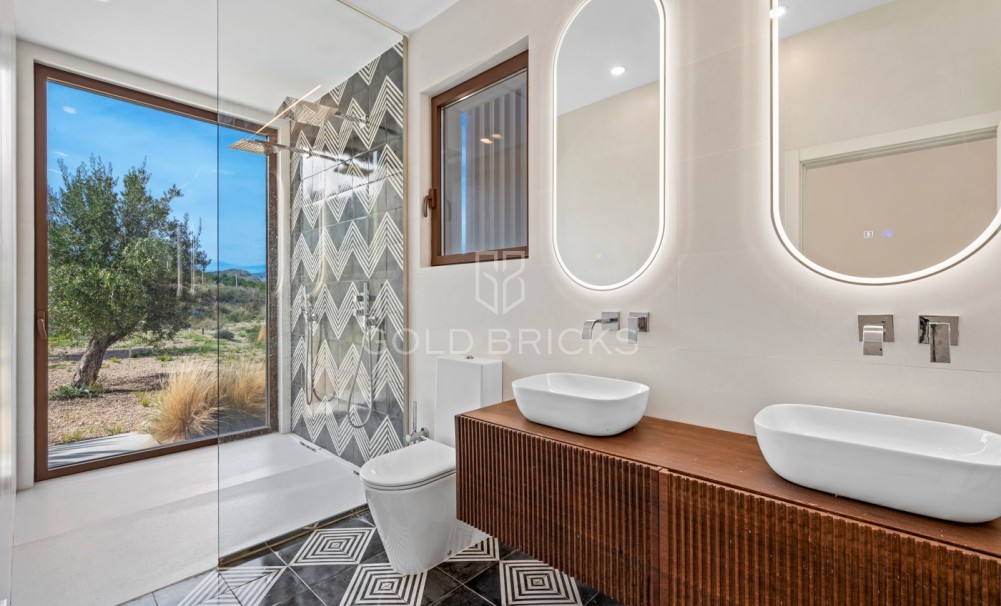 Sprzedaż · Villa · Finestrat