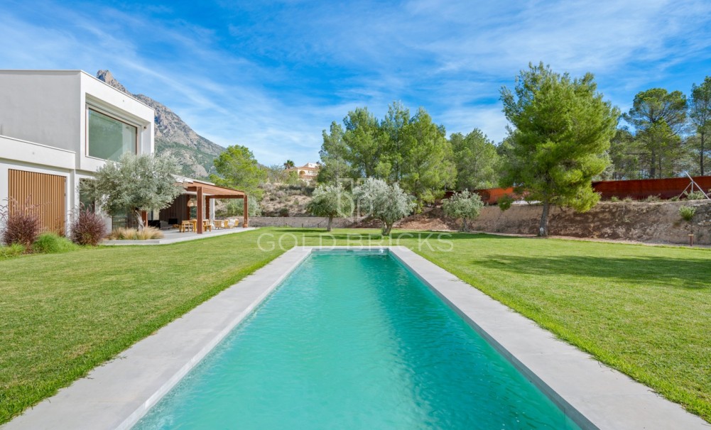 Sprzedaż · Villa · Finestrat