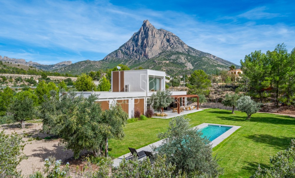 Sprzedaż · Villa · Finestrat