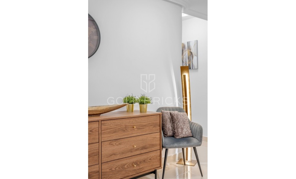 Resale · Apartment · Torrevieja · Playa del Cura