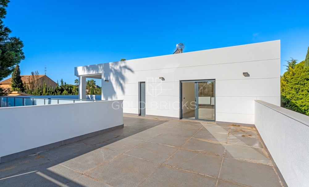 Återförsäljning · Villa · Campoamor