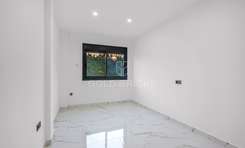 Återförsäljning · Villa · Campoamor