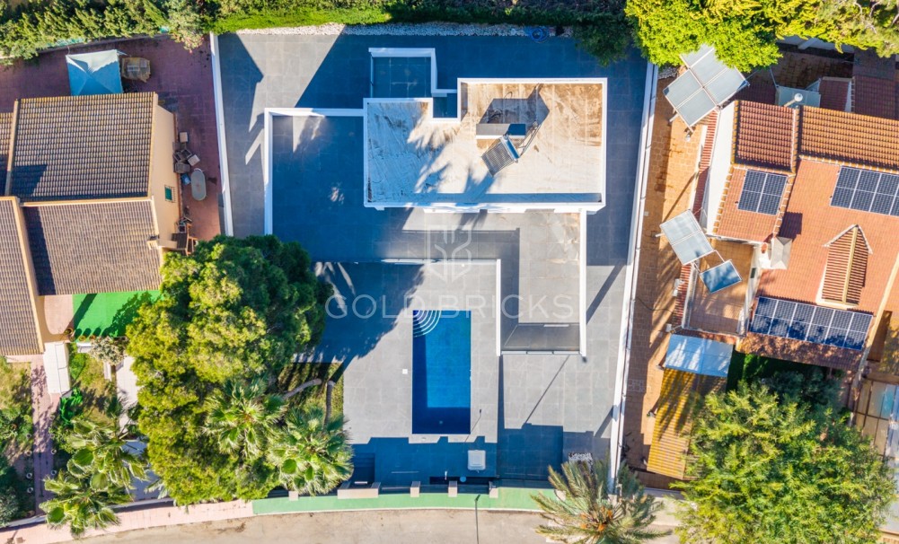 Återförsäljning · Villa · Campoamor