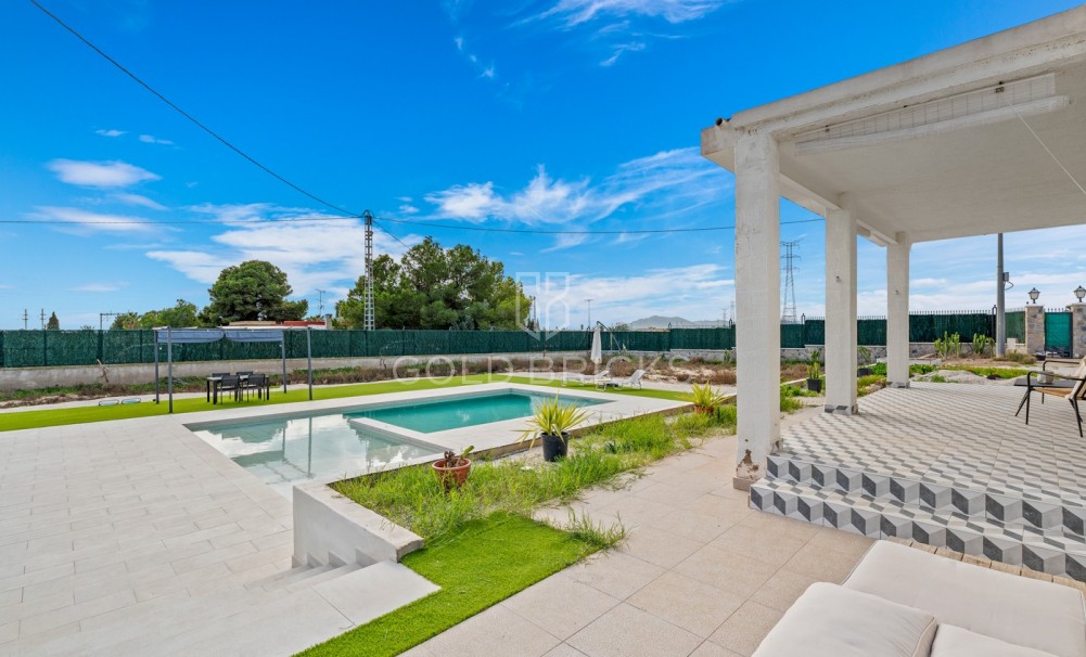 Återförsäljning · Chalet · Elche/Elx