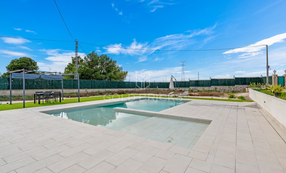 Återförsäljning · Chalet · Elche/Elx