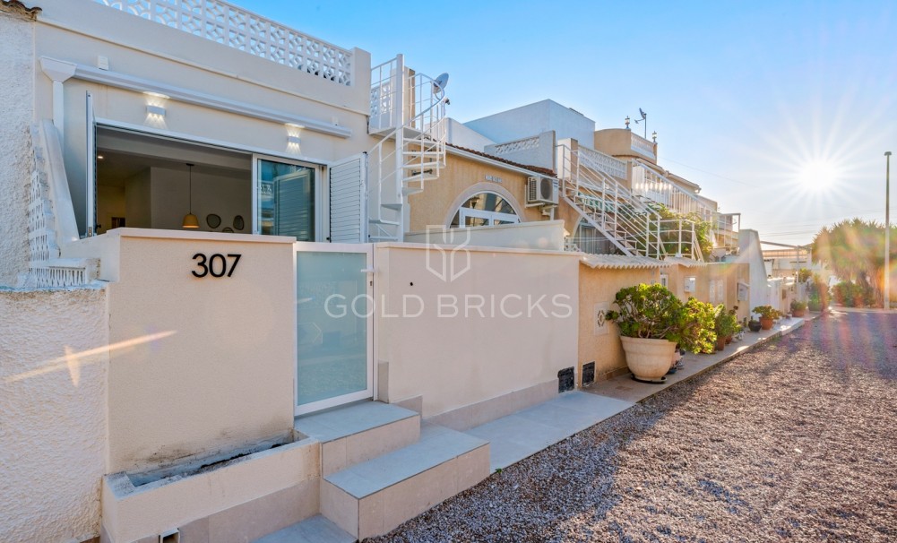 Sale · Adosado · Torrevieja · El chaparral