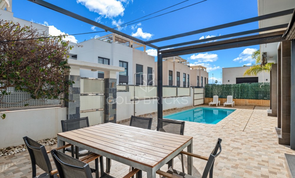 Återförsäljning · Villa · Ciudad Quesada - Rojales