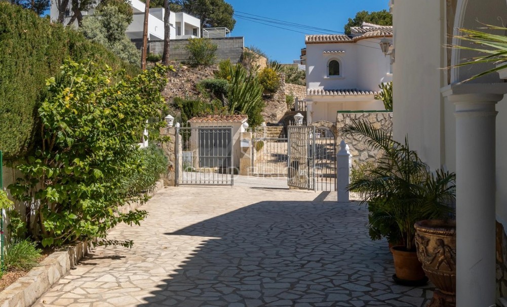 Återförsäljning · VILLOR · Moraira · Benimeit