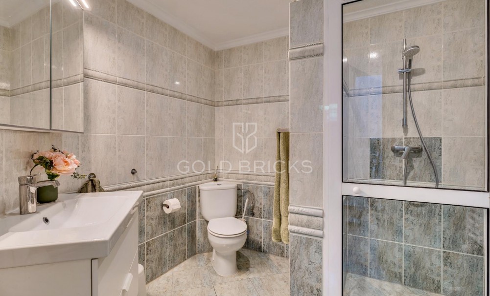 Återförsäljning · VILLOR · Moraira · Benimeit