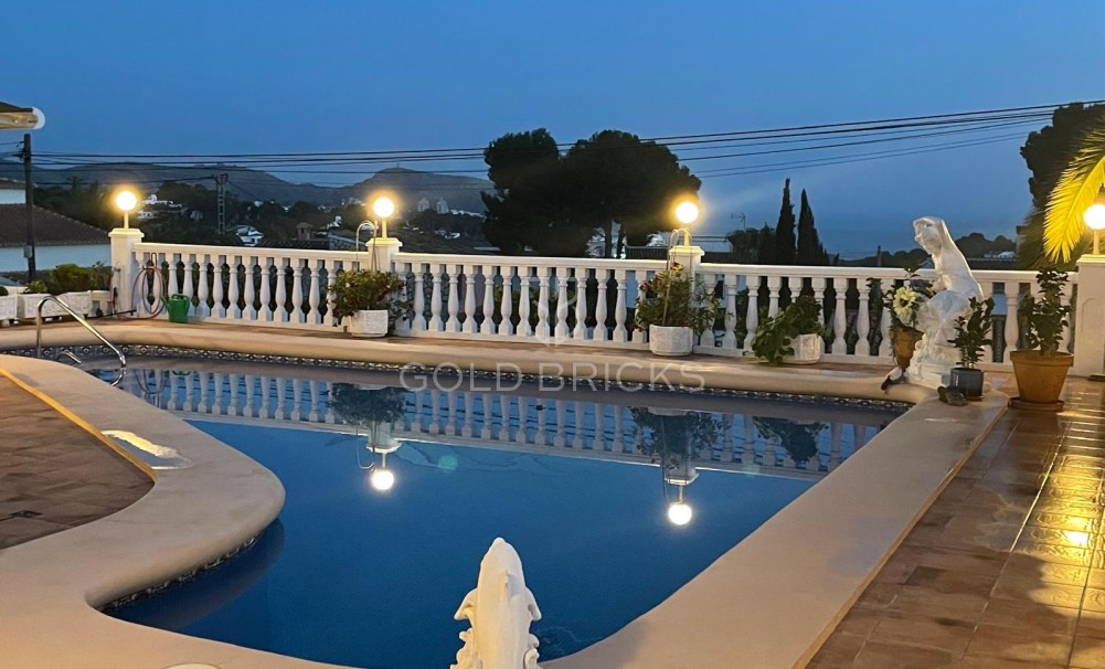 Återförsäljning · VILLOR · Moraira · Benimeit